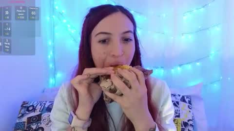 Snapshot of ninaa_fox chatting on 02/06/26, 03:26 Ninaa fox online show from 02/06/26, 03:26