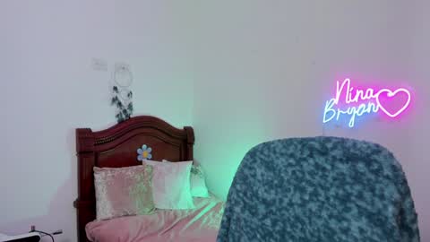 Snapshot of ninabryon1 chatting on 12/09/24, 08:23 Nina online show from 12/09/24, 08:23