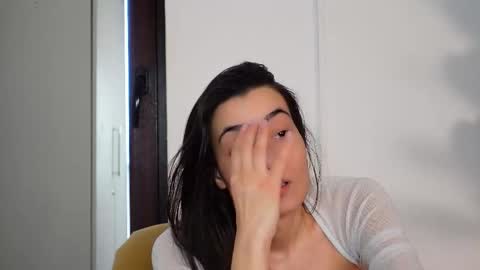 NinaCrystal online show from 02/17/26, 08:33