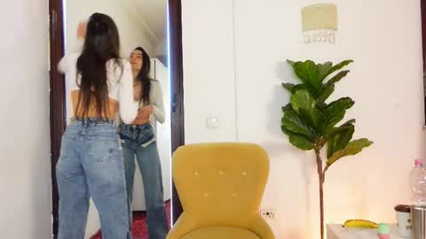 NinaCrystal online show from 03/22/26, 08:18