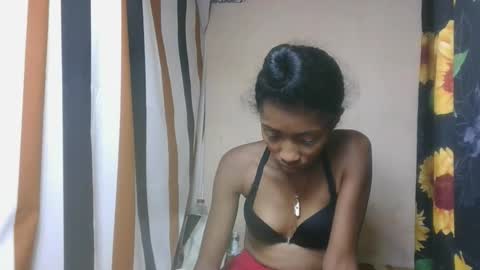 ninaeaa online show from 12/05/25, 06:00