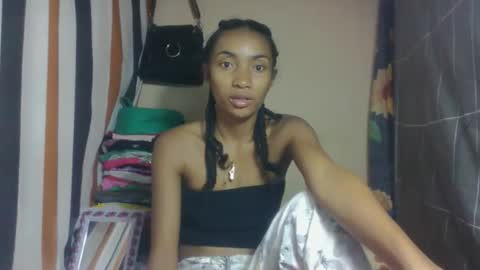 ninaeaa online show from 03/28/26, 09:53