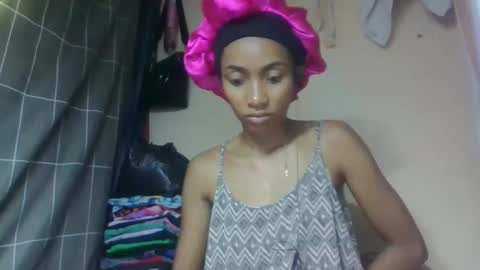 ninaeaa online show from 04/22/26, 04:26