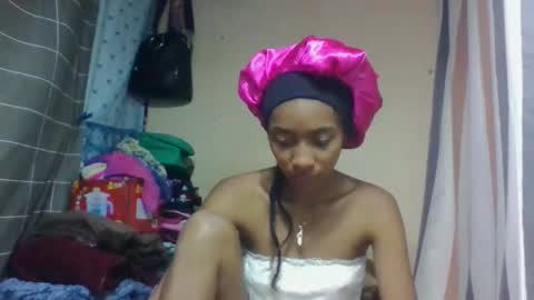 Snapshot of ninaeaa chatting on 05/15/26, 09:49 ninaeaa online show from 05/15/26, 09:49