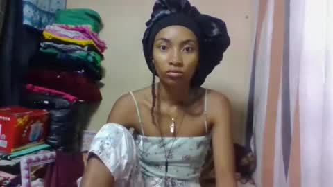 Snapshot of ninaeaa chatting on 05/23/26, 05:01 ninaeaa online show from 05/23/26, 05:01