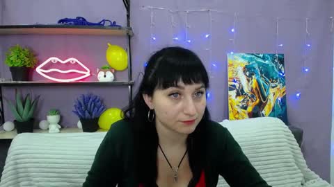 ninaflawlees online show from 01/21/25, 10:41