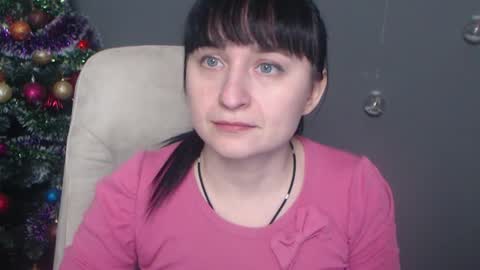 ninaflawlees online show from 12/21/25, 12:56