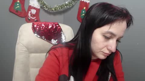 ninaflawlees online show from 01/12/26, 12:54