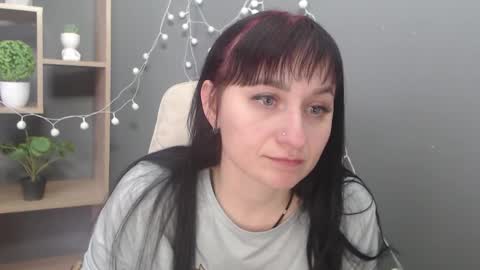 ninaflawlees online show from 01/16/26, 12:53