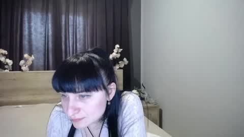 ninaflawlees online show from 04/24/26, 12:07