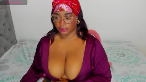 Valentina online show from 02/07/26, 12:14