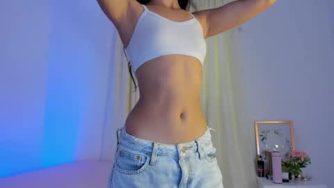 ninahtx online show from 03/29/26, 09:15