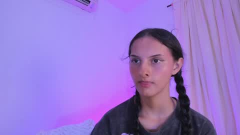 ninahtx online show from 04/12/26, 10:04