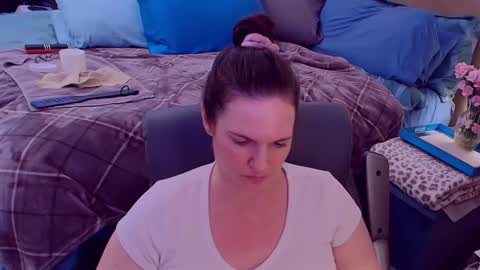 Snapshot of ninajaymes chatting on 09/18/25, 09:06 Nina Jaymes online show from 09/18/25, 09:06