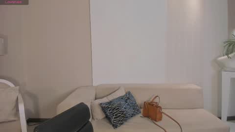  Nina  online show from 03/30/26, 06:20