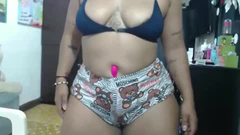 Ninapalmer online show from 04/19/26, 06:10