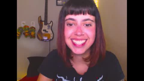 ninapellegrini17 online show from 10/15/25, 11:49