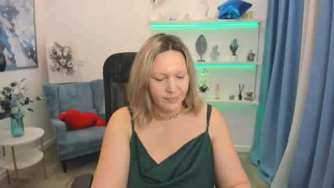 ninastarle online show from 04/23/26, 05:08