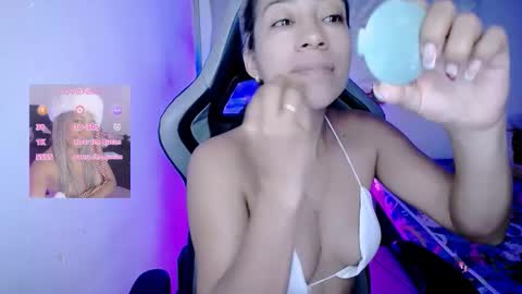 ninatinydoll1 online show from 01/19/26, 09:57