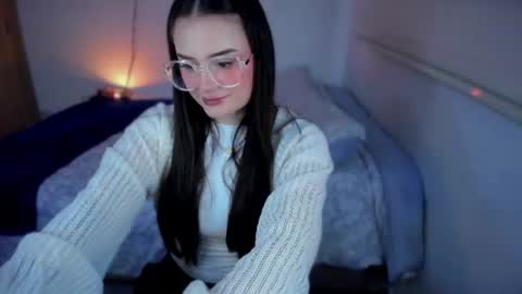 Snapshot of ninavolkov chatting on 06/26/26, 10:58 ninavolkov online show from 06/26/26, 10:58