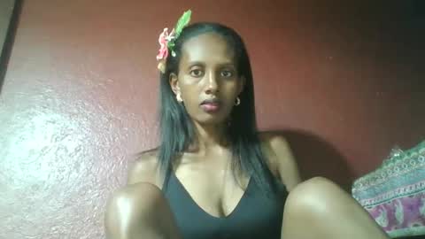 Snapshot of ninie246746 chatting on 01/13/25, 01:17 ninie246746 online show from 01/13/25, 01:17