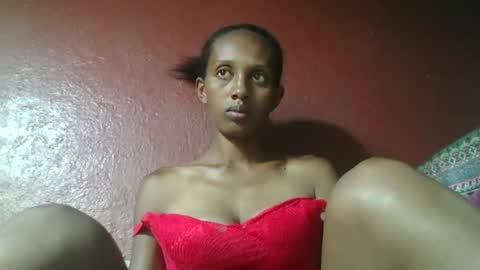 Snapshot of ninie246746 chatting on 01/15/25, 04:15 ninie246746 online show from 01/15/25, 04:15