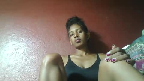 Snapshot of ninie246746 chatting on 02/10/25, 02:05 ninie246746 online show from 02/10/25, 02:05