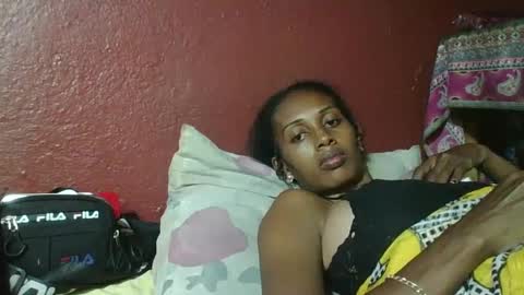 Snapshot of ninie246746 chatting on 02/13/25, 08:45 ninie246746 online show from 02/13/25, 08:45