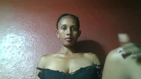 Snapshot of ninie246746 chatting on 02/16/25, 09:37 ninie246746 online show from 02/16/25, 09:37