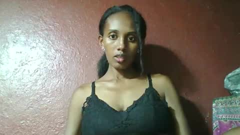 Snapshot of ninie246746 chatting on 02/18/25, 06:15 ninie246746 online show from 02/18/25, 06:15