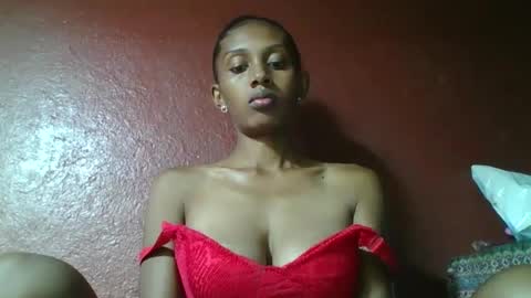 Snapshot of ninie246746 chatting on 02/23/25, 09:11 ninie246746 online show from 02/23/25, 09:11