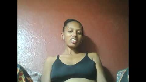 Snapshot of ninie246746 chatting on 02/26/25, 09:53 ninie246746 online show from 02/26/25, 09:53