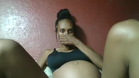 Snapshot of ninie246746 chatting on 03/12/25, 12:26 ninie246746 online show from 03/12/25, 12:26