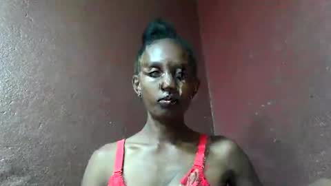 Snapshot of ninie246746 chatting on 02/10/26, 11:25 ninie246746 online show from 02/10/26, 11:25