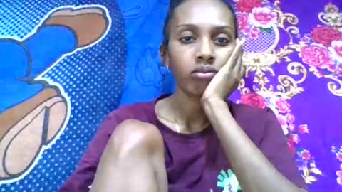 Snapshot of ninie246746 chatting on 07/20/26, 01:46 ninie246746 online show from 07/20/26, 01:46