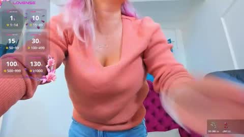 nina dee online show from 10/20/25, 03:40