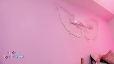 Ninna  online show from 12/19/25, 04:47