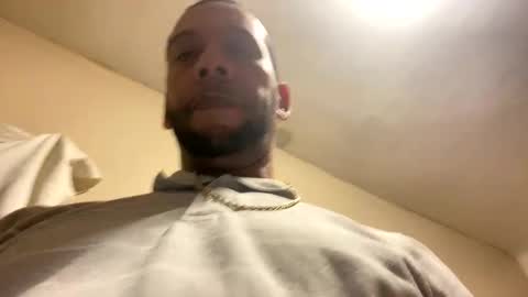 Snapshot of ninolindo919 chatting on 11/10/25, 04:22 ninolindo919 online show from 11/10/25, 04:22