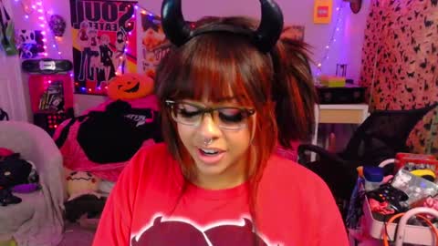 kiwi online show from 10/28/25, 05:33