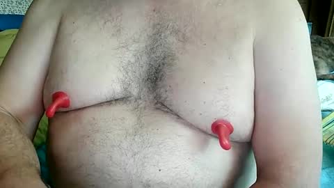 Snapshot of nip_fun_bear chatting on 10/06/25, 09:56 Nip Fun Bear online show from 10/06/25, 09:56