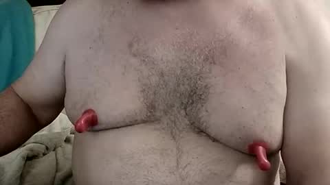 Snapshot of nip_fun_bear chatting on 11/24/25, 12:32 Nip Fun Bear online show from 11/24/25, 12:32