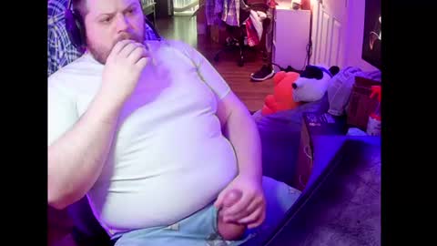 Snapshot of nippsino95 chatting on 06/14/26, 01:57 HungStepSon online show from 06/14/26, 01:57