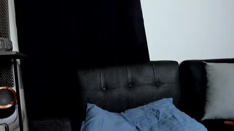 Steven online show from 03/12/25, 03:24