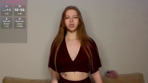 Snapshot of nirvanatwo chatting on 12/26/24, 05:51 Lynn online show from 12/26/24, 05:51