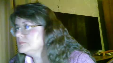 nisha__122 online show from 12/16/25, 11:48