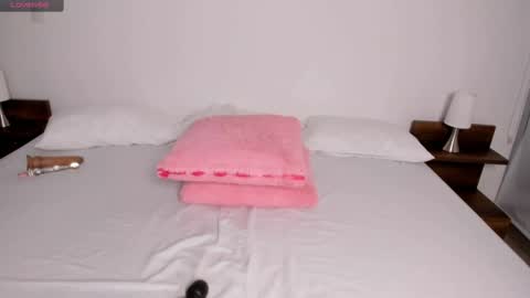 Nitha Gonzalez online show from 02/21/25, 11:43