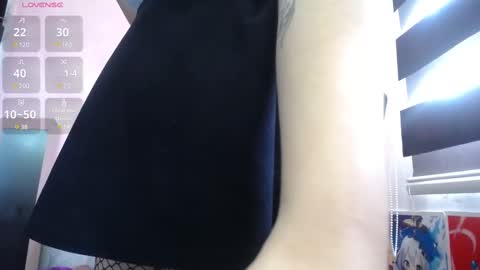 Snapshot of niuk_mei chatting on 02/19/25, 02:44 Niuk online show from 02/19/25, 02:44