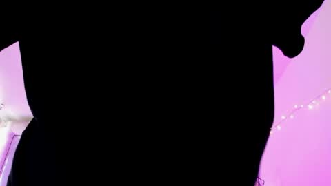  V I C T O R I A   online show from 04/22/26, 07:15