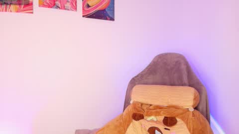 Snapshot of nix_taylor chatting on 11/05/25, 11:16 Nix online show from 11/05/25, 11:16