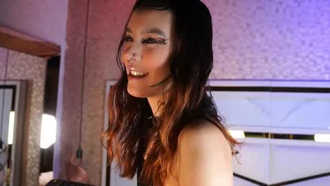 Snapshot of nix_wolf chatting on 05/24/26, 12:10 Nixx online show from 05/24/26, 12:10